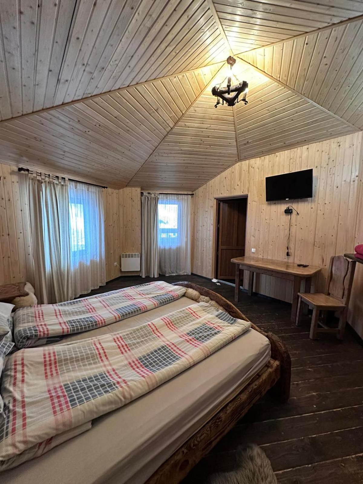 Котедж Садиба Предків Boekovel Buitenkant foto