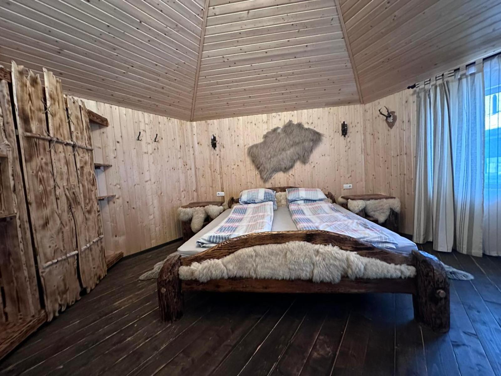 Котедж Садиба Предків Boekovel Buitenkant foto